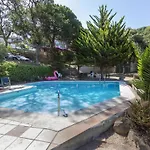 Genova By Interhome